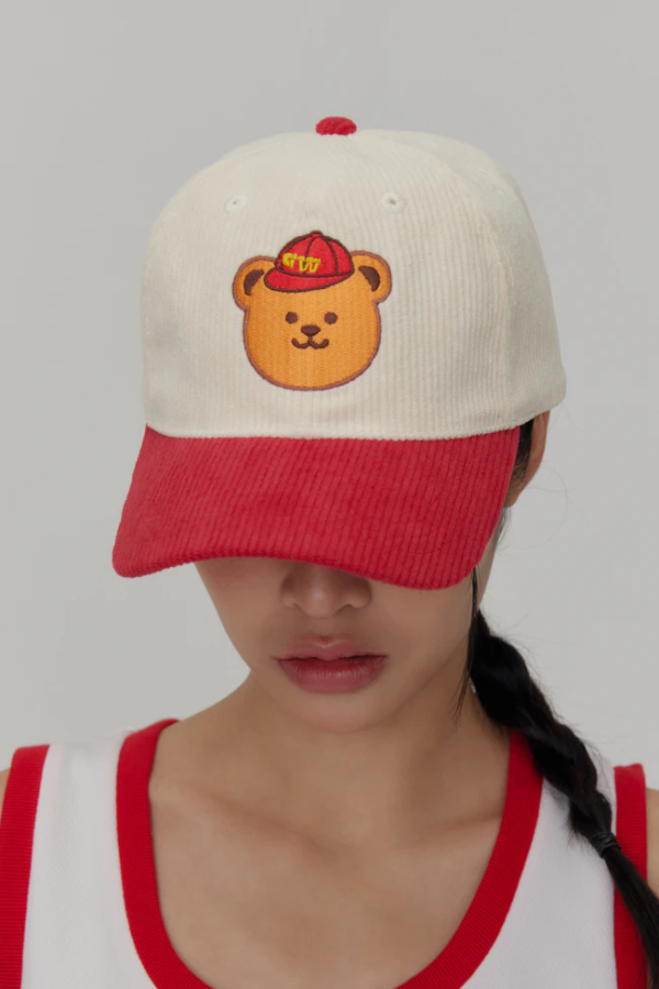 Gentlewoman Wiggle Bear Red Hat