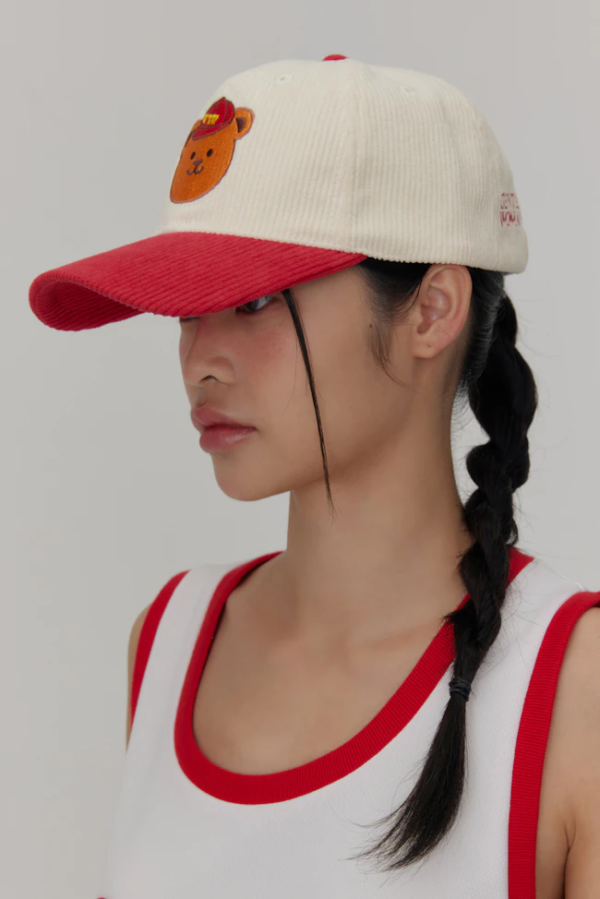 Gentlewoman Wiggle Bear Red Hat