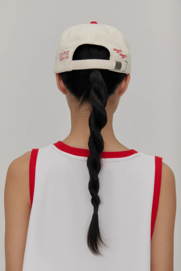 Gentlewoman Wiggle Bear Red Hat