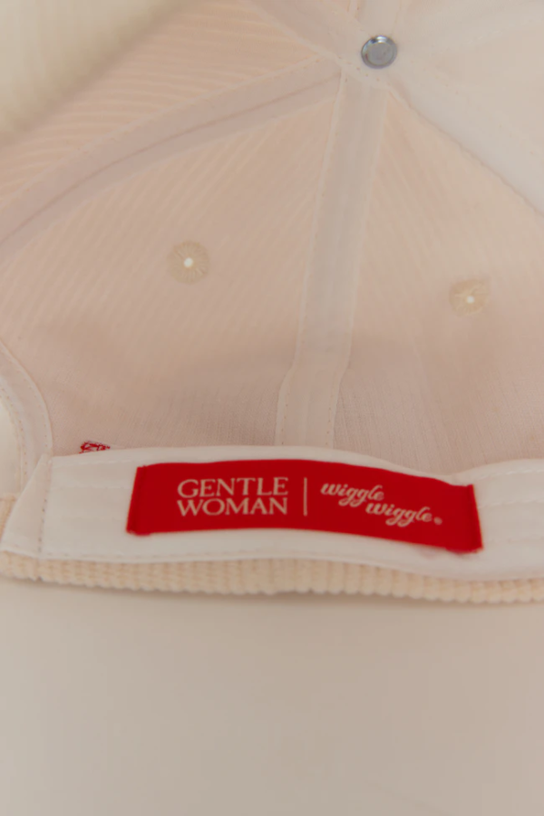 Gentlewoman Wiggle Bear Red Hat