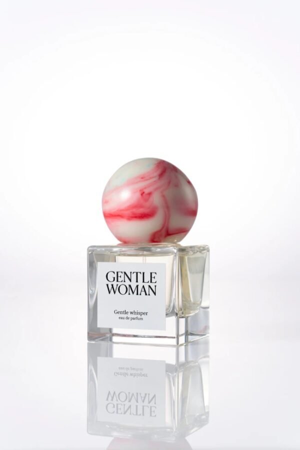 GENTLEWOMAN Eau de Parfum : GENTLE WHISPER 50ml